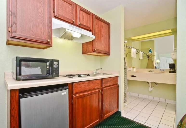 Pine Point Inn & Suites Smithville المظهر الخارجي الصورة
