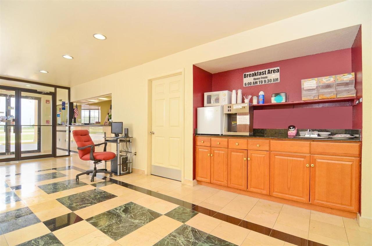 Pine Point Inn & Suites Smithville المظهر الخارجي الصورة